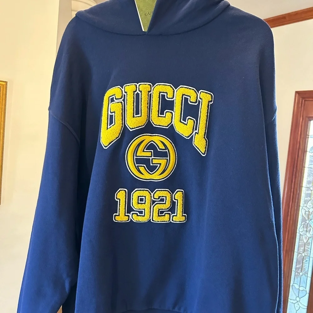 Men's Gucci jersey cotton logo, embroidered hoodie size large made in Italy
